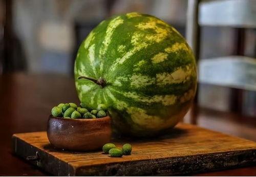 夏天吃瓜冰凉凉
