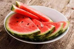 凌晴吃瓜社,揭秘娱乐圈幕后故事，带你领略明星真实一面